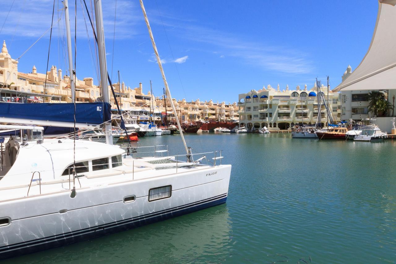 דירות בנאלמדנה Puerto Marina מראה חיצוני תמונה